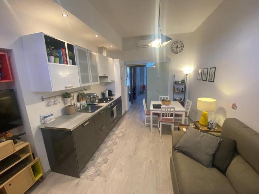 Casa Sobborghi Lägenhet Monza Exteriör bild